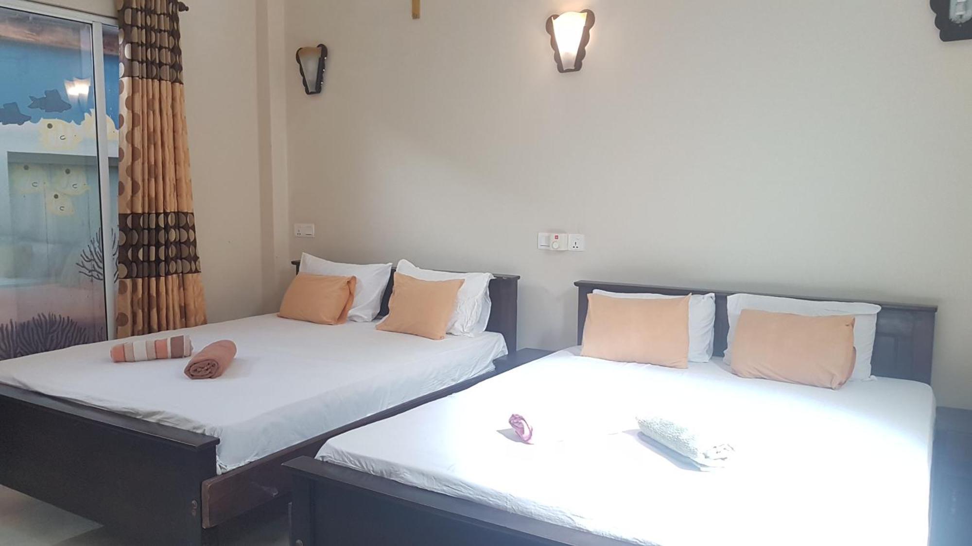Pinki Nest Hotell Mirissa Eksteriør bilde