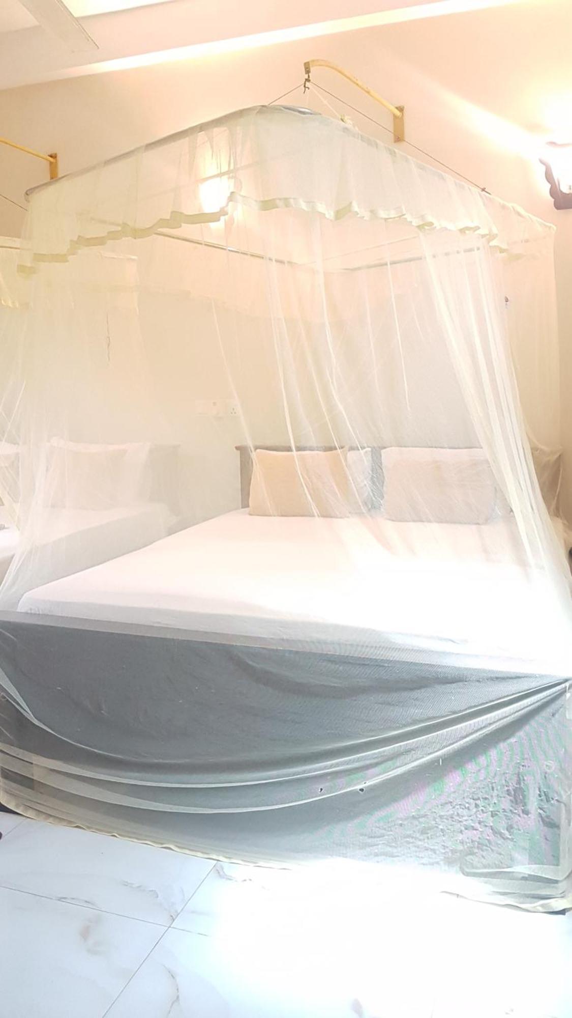 Pinki Nest Hotell Mirissa Eksteriør bilde